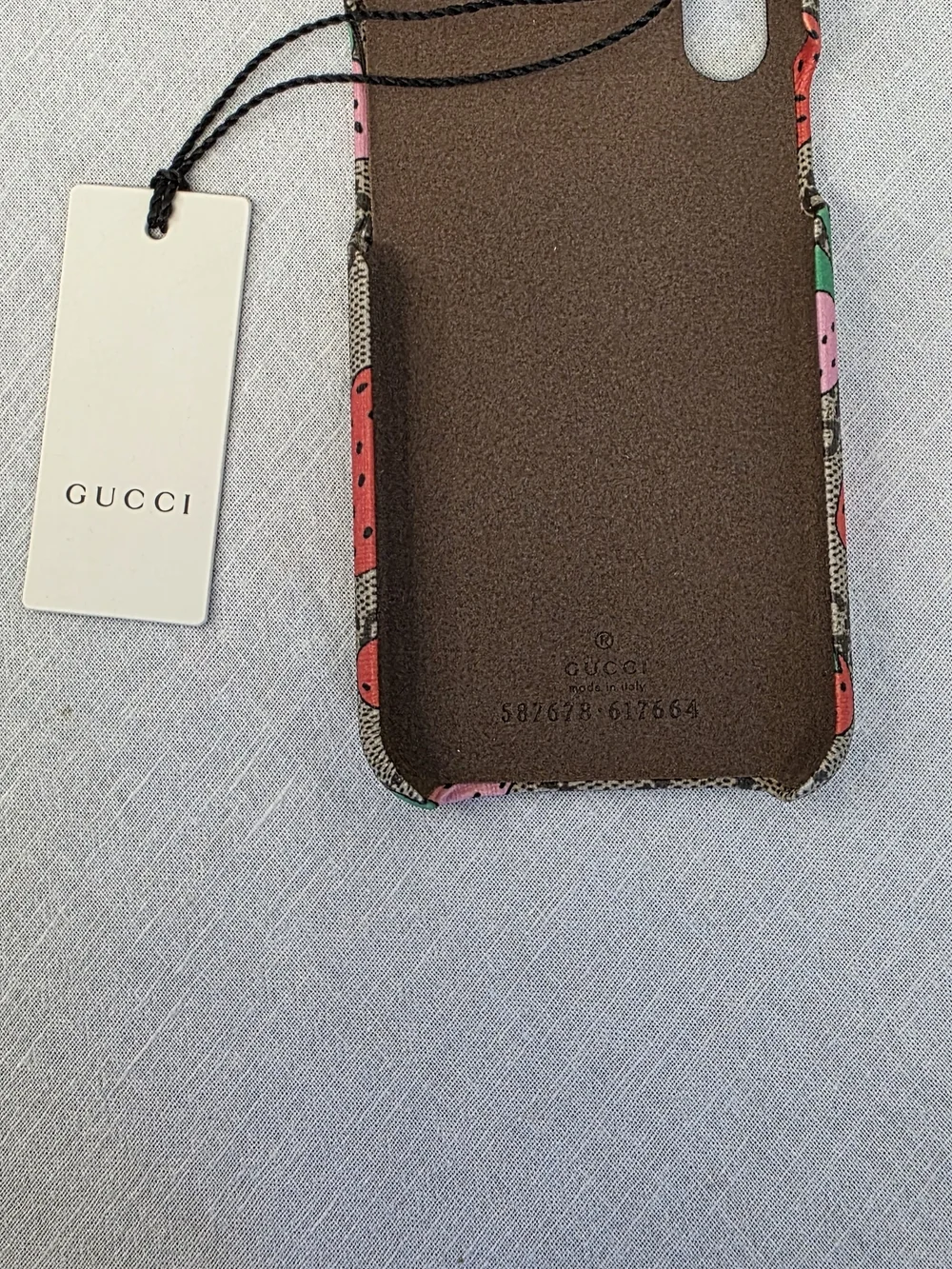 Gucci Limited Edition Strawberry Supreme iPhone X/XS Phone Case